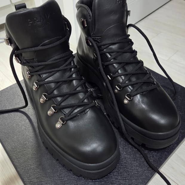 [새상품] 프라다 남성용 레더 하이킹 부츠 275