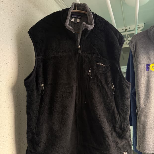 파타고니아 신칠라 플리스 베스트 조끼