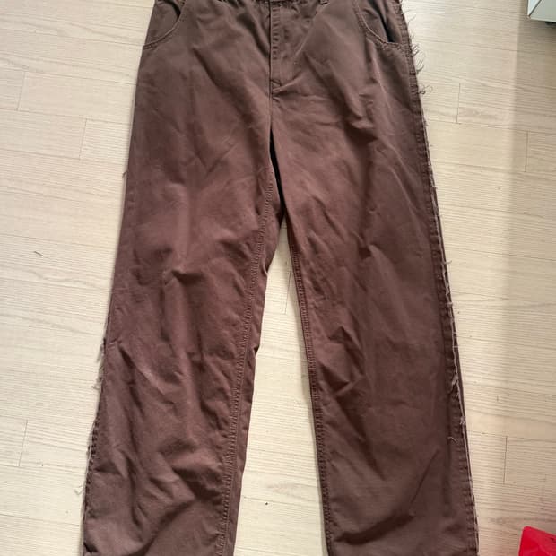 디테일 브라운 데님바지