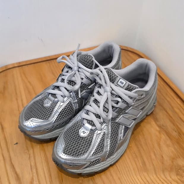 [235] 뉴발란스 1906 하버 그레이 실버 메탈릭