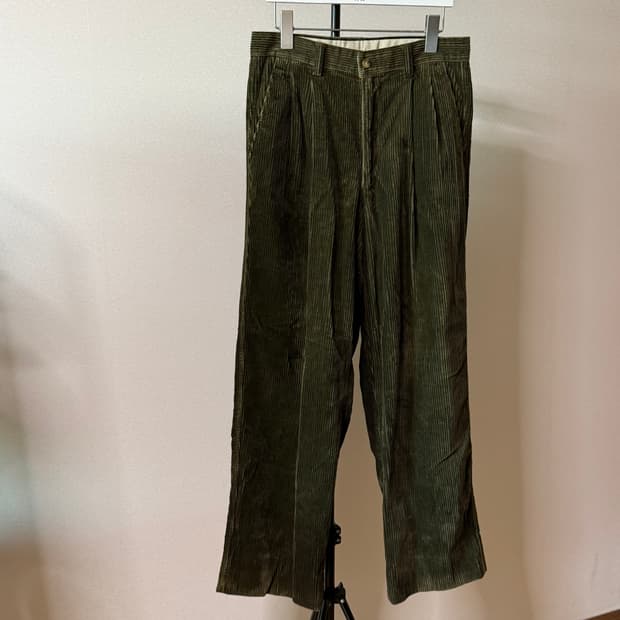 윌리스 앤 가이거 코듀로이 팬츠