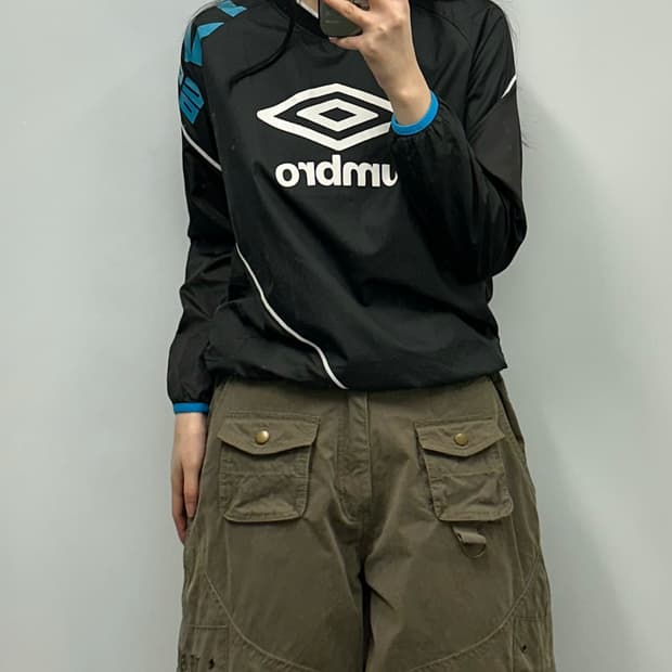 엄브로 빅로고 트레이닝 웜업