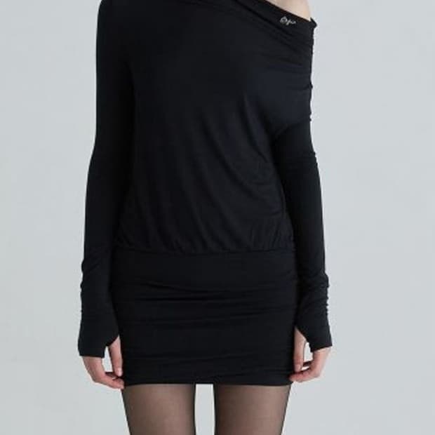 낫유어로즈 셔링 심볼 드레스 블랙 새상품