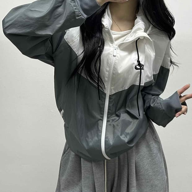 나이키 준신형 그레이 배색 윈드브레이커 자켓 우븐 윈드러너 바람막이(XX