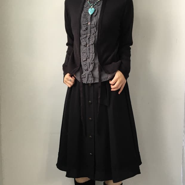 Frill layered point knit