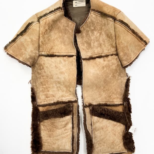 77circa 나나서카 무스탕 반팔 자켓