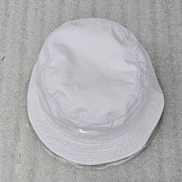 나이키 정품 버킷햇 벙거지 라벤더 56cm