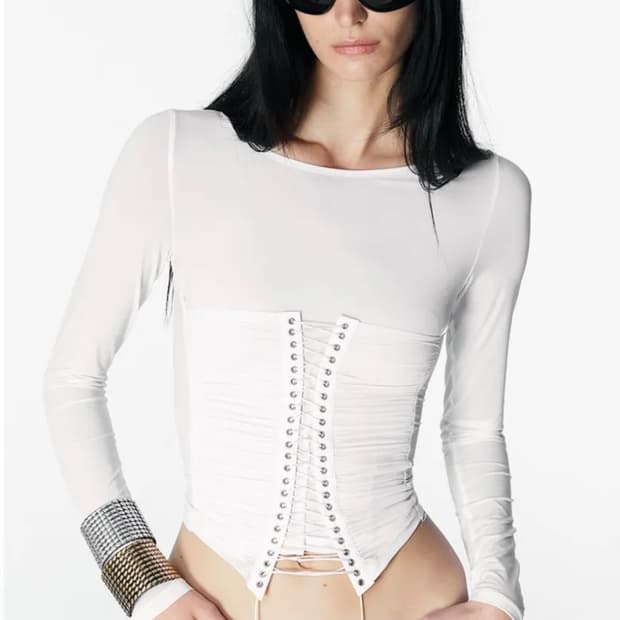 2000아카이브 코르셋 탑