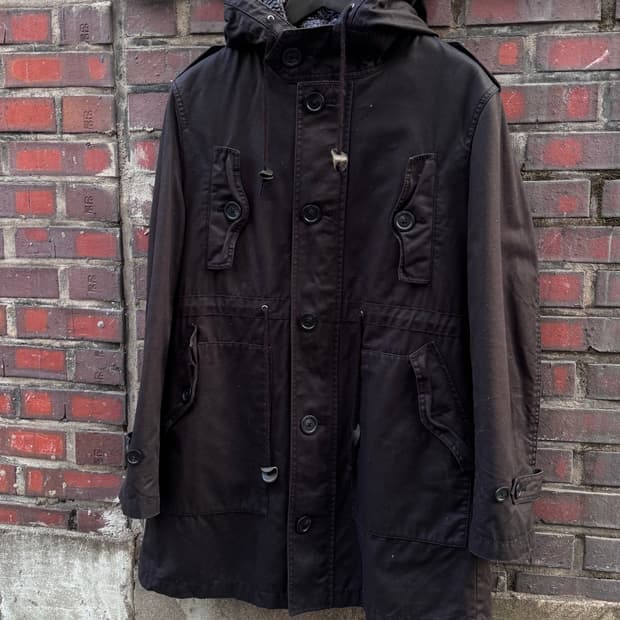 버버리 블랙라벨 피쉬테일 파카