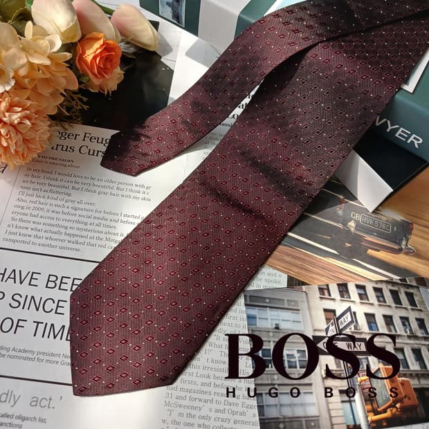 휴고보스 실크 와인 패턴 넥타이 9cm A+등급 E870
