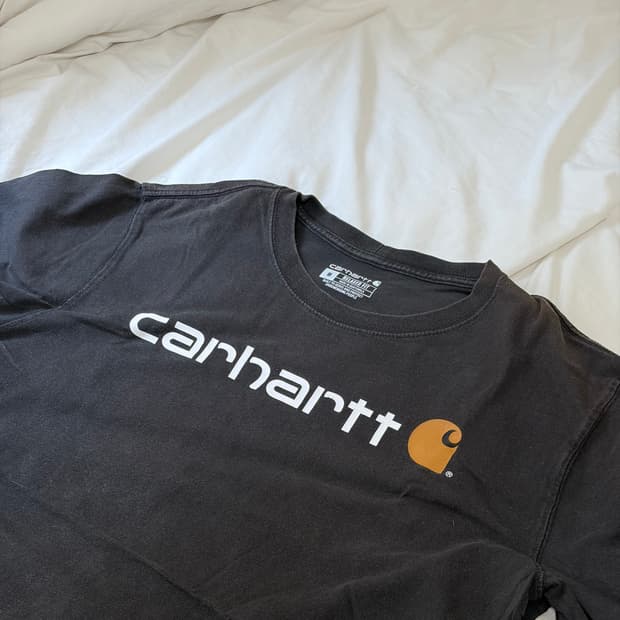 Carhartt black t shirt