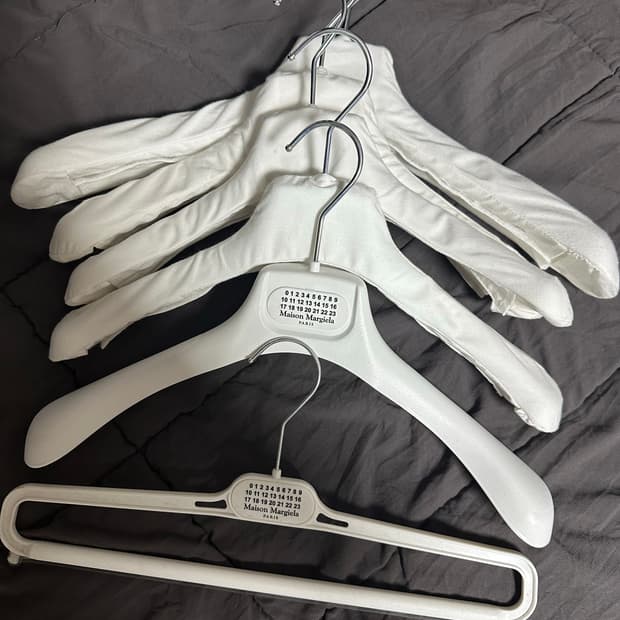 마르지엘라 옷걸이