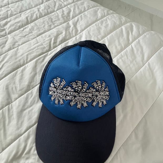 퍼킹어썸 라우리 트러커캡 