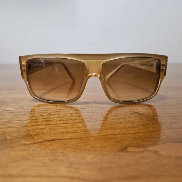 France Emmanuelle Khanh Paris 선글라스