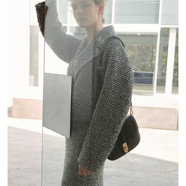 칼린 엔느 숄더백 black