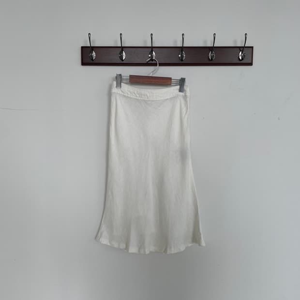 버버리 수입택 화이트 린넨 스커트