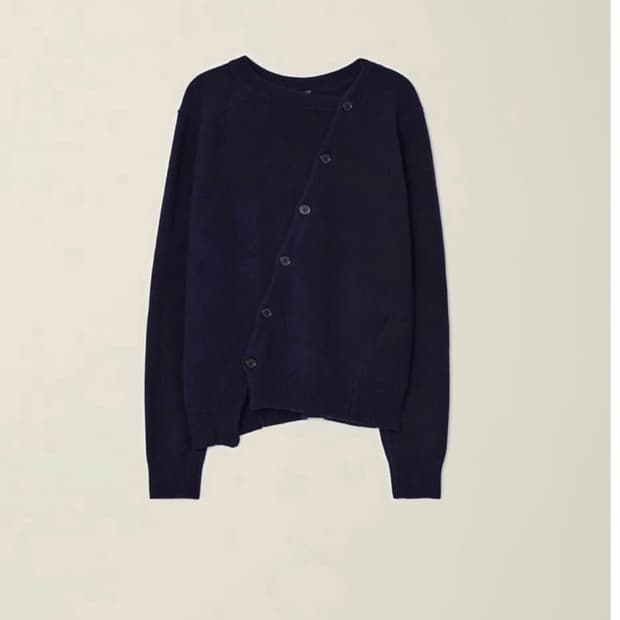 [M] 누마레 ee 가디건 네이비 구합니다