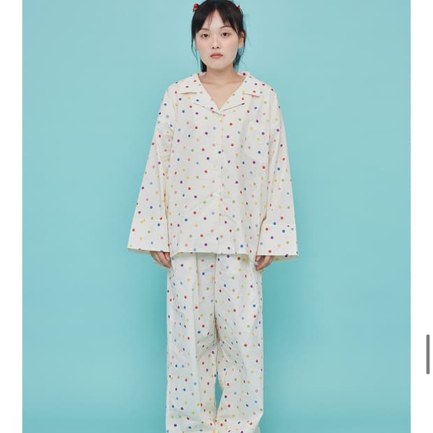 오끼뜨 찰스엔터 콜라보 파자마