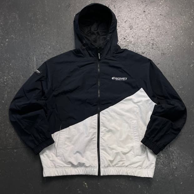 105 디스커버리 바람막이
