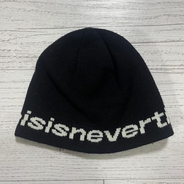 디스이즈네버댓 SP-Logo No Cuff Beanie Black