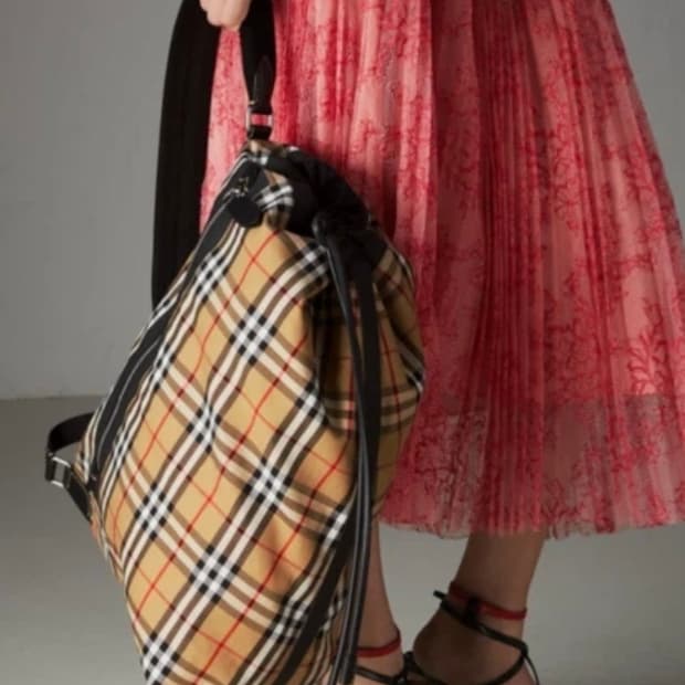 버버리 더플백 m 사이즈