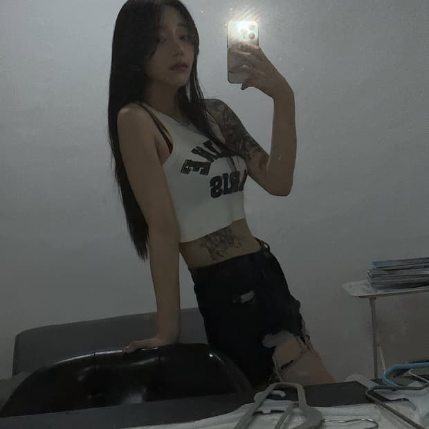 셀린 탑 나시