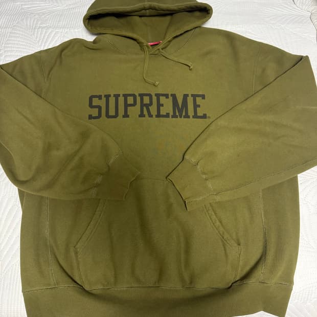 [XXL] 슈프림 바시티 후드 스웨트셔츠 다크 올리브 - 23FW
