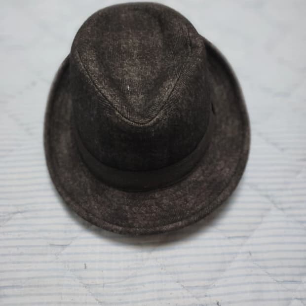 새상품)필드라인 중절모