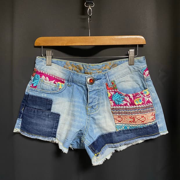 Desigual mini pants