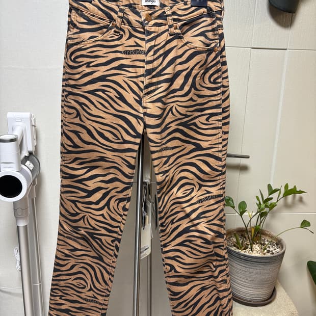 Wrangler 호피팬츠 27사이즈