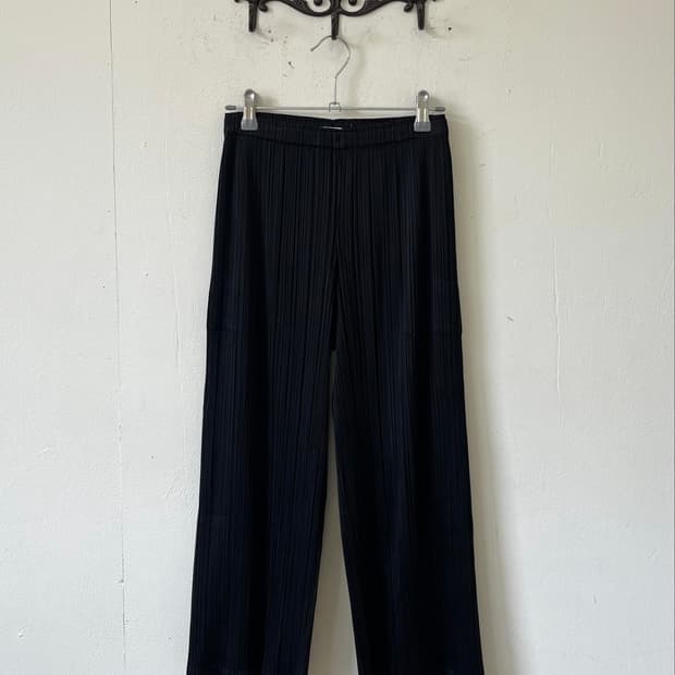 PLEATS PLEASE 블랙 플리츠 팬츠