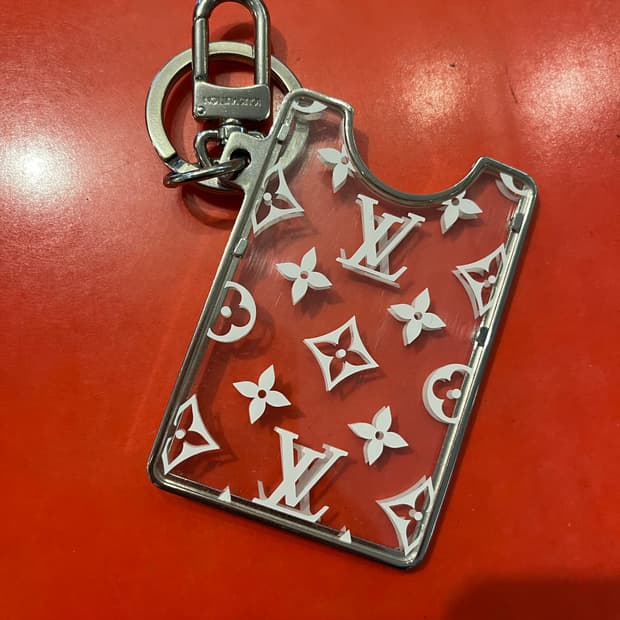 루이비통 카드지갑 키체인
