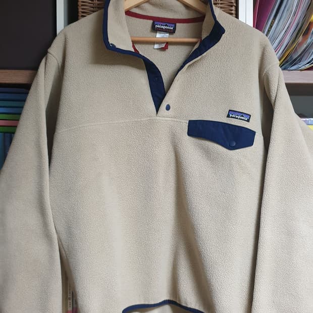 파타고니아 헤비웨이트 신칠라 풀오버 스웨터 엘캡카키 s
