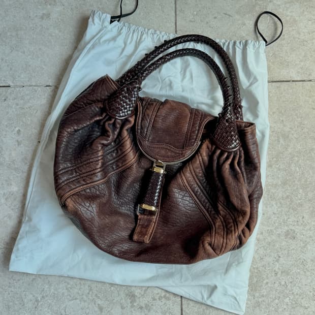 fendi spy leather shoulder bag 펜디 스파이백