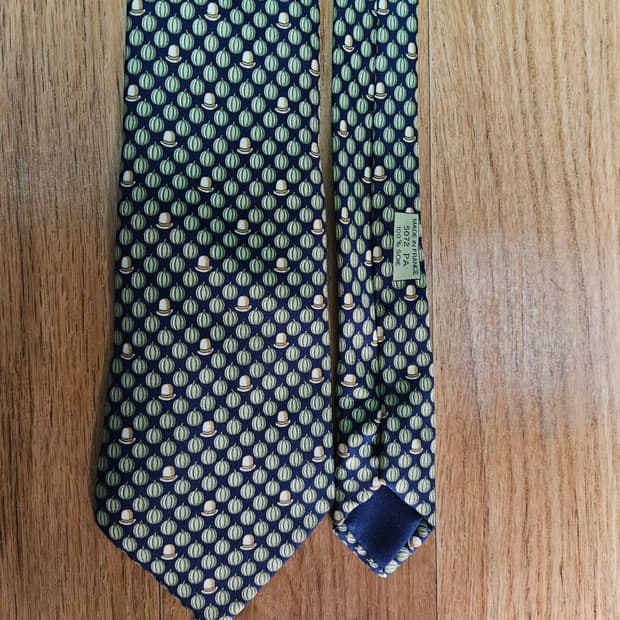 에르메스 실크타이 