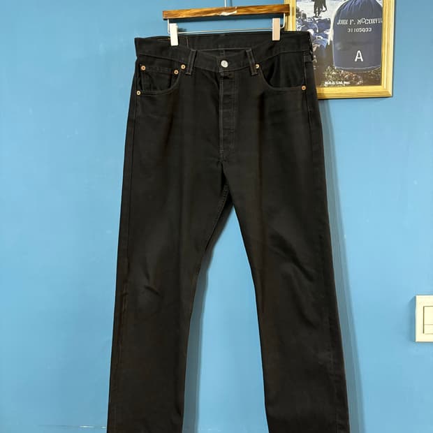 90-00‘s Vtg Levi's 501 Black Dyed denim