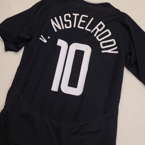 맨유 03-04 반니스텔루이 유니폼