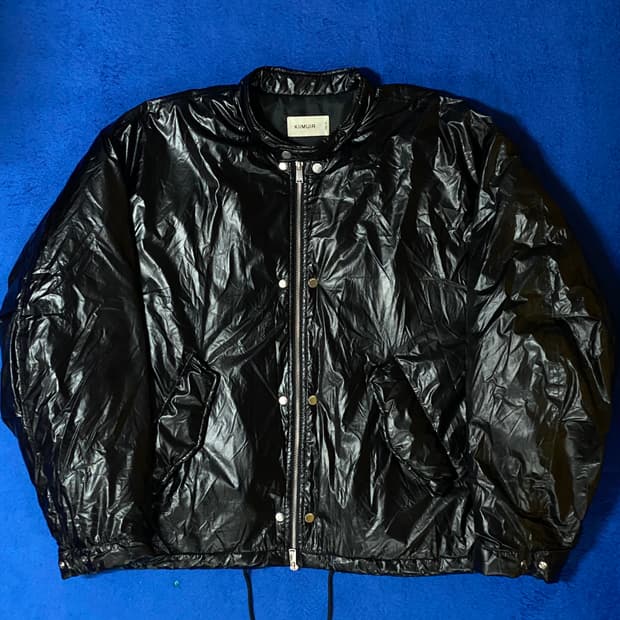 KIIMUIR 키뮤어 유광 릴렉스드 패디드 바이커 점퍼 블랙 XL