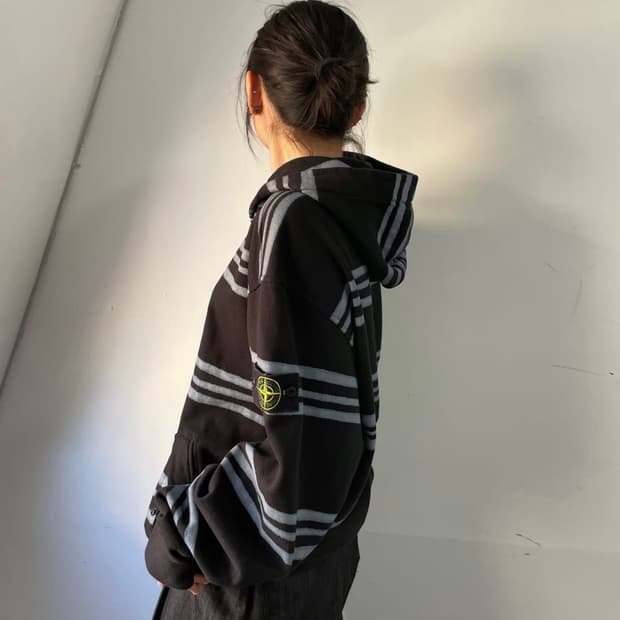 스톤아일랜드x슈프림 스트라이프 후드티