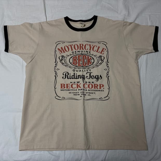 토이즈맥코이 조니링거티 티셔츠 BECK CORP 베이지
