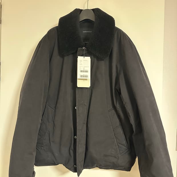 커스텀멜로우 무스탕 다운자켓