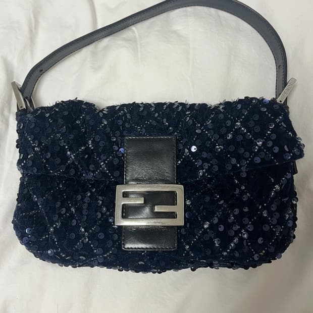 펜디 빈티지 바게트백