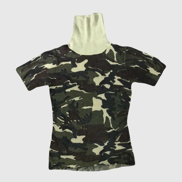 카모 목폴라 딱붙니트 ✶ y2k 오네갸루 핀터깔 그런지룩