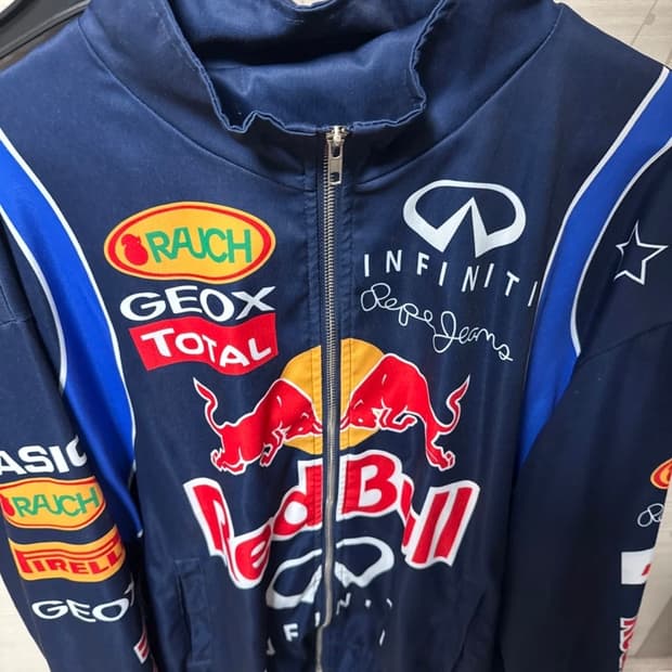 레드불 레이싱 자켓