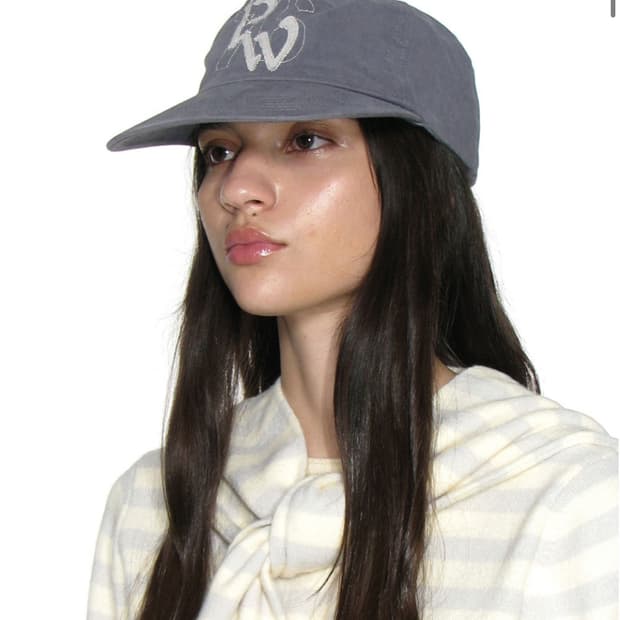 (새상품) 파르티멘토 모자 판매해요.