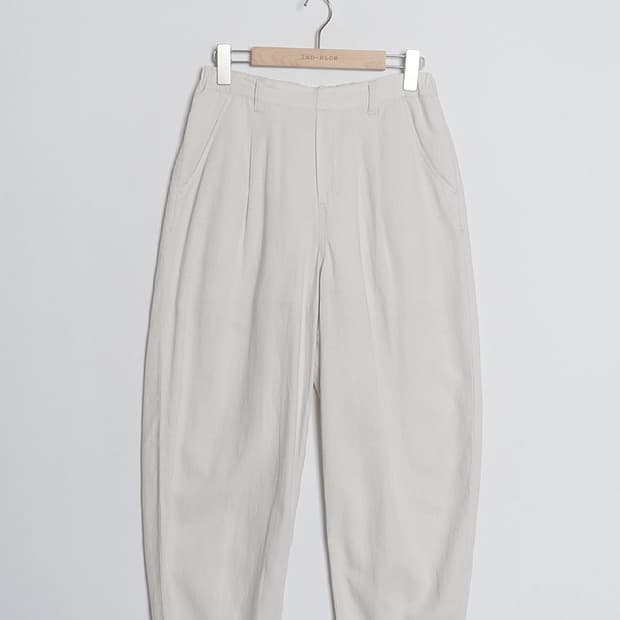 studio CLIP Tapered Easy Pant (27)
