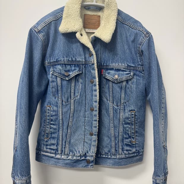 리바이스 셰르파 트러커 양털 청자켓(xs)