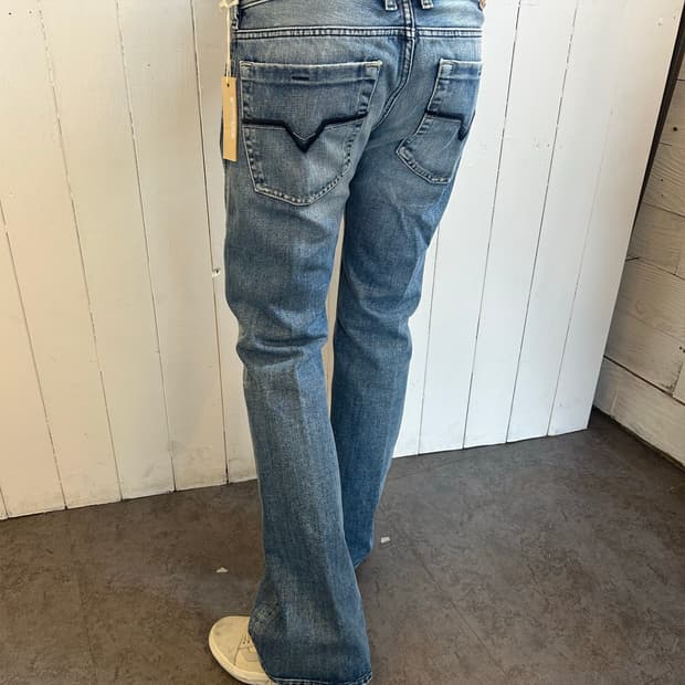 DIESEL ZATHAN REGULAR-BOOTCUT