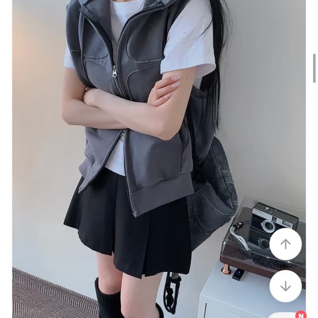 에이블리 남여공용 투웨이 조끼 후드집업 (새상품)