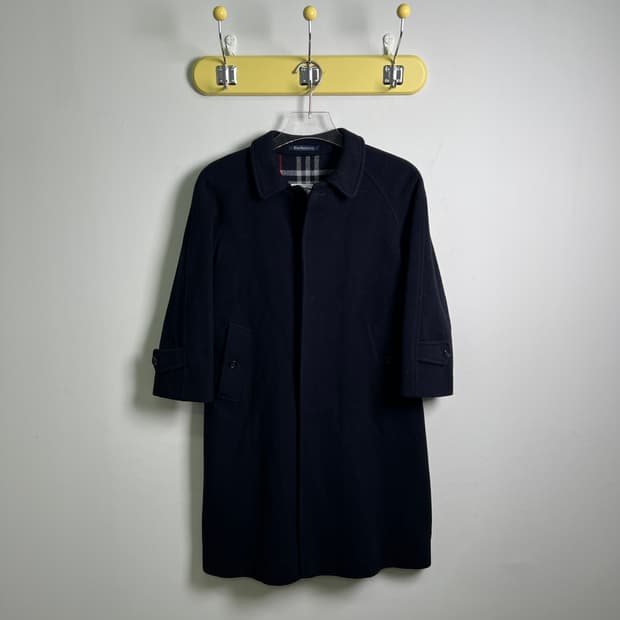 버버리 네이비 울 싱글 발마칸 코트